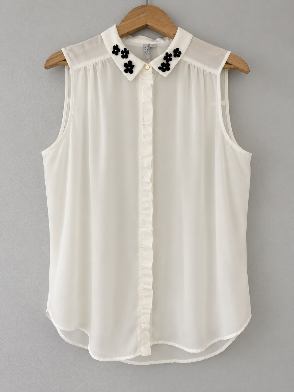 ELLE Women’s XXL Ivory Sleeveless Blouse Floral Collar Hidden Button Ruffle Top